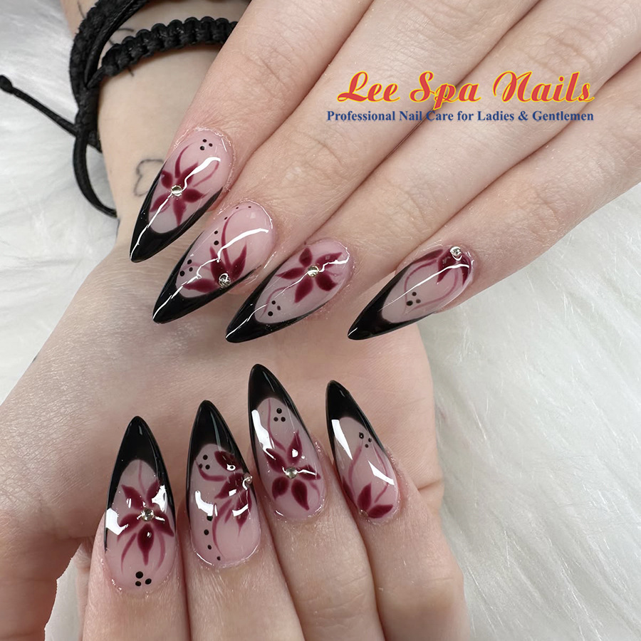 Lee Spa Nails Inc